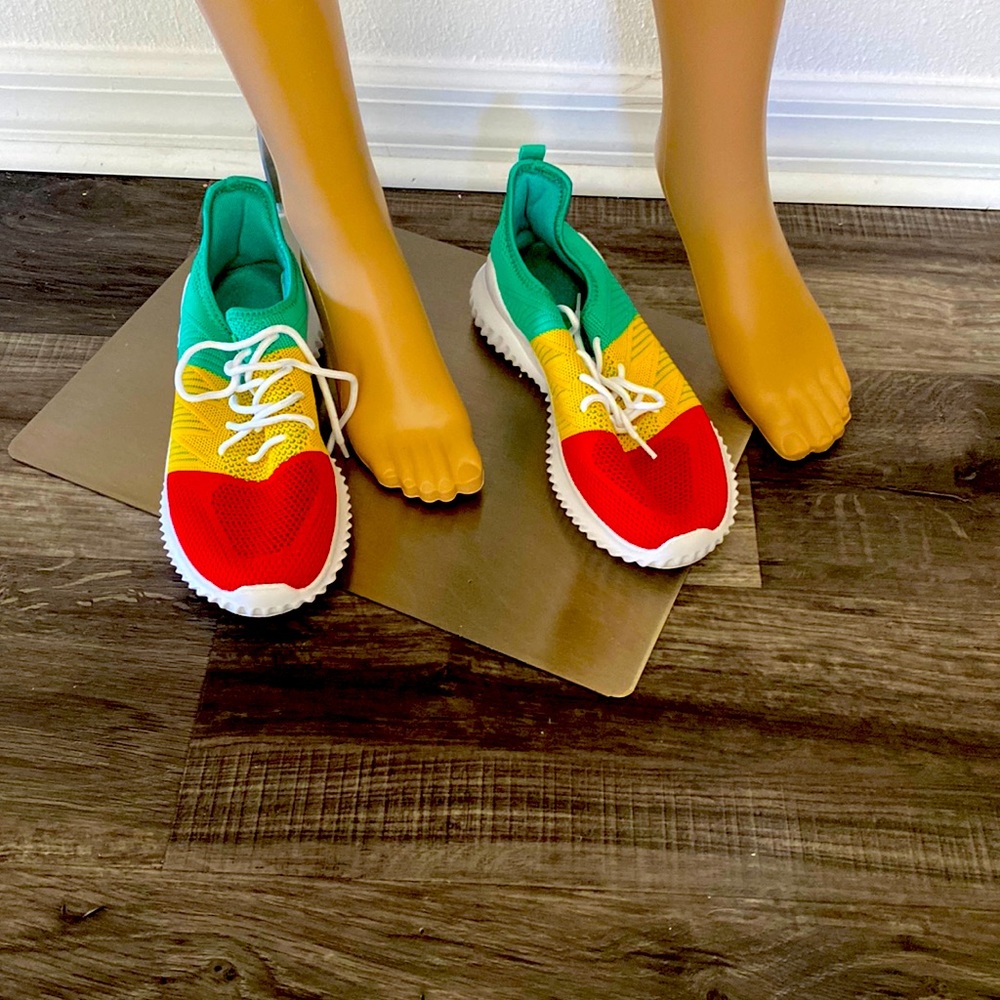 Rastafarian sneakers.  Brand New Sz 7.5.  Sales are final.